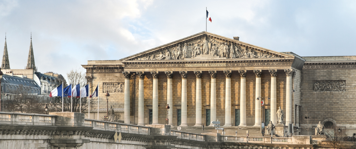 Palais Bourbon - Assenblée Nationale / PUNTO STUDIO FOTO AG / fotolia