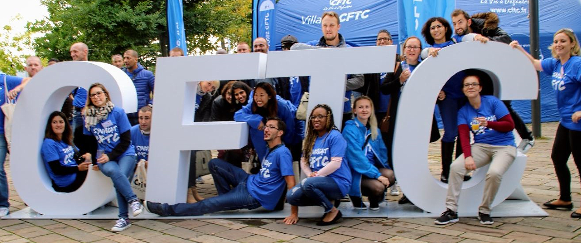 Les Jeunes au village CFTC à Strasbourg / Crédit : Kevin Arquillo