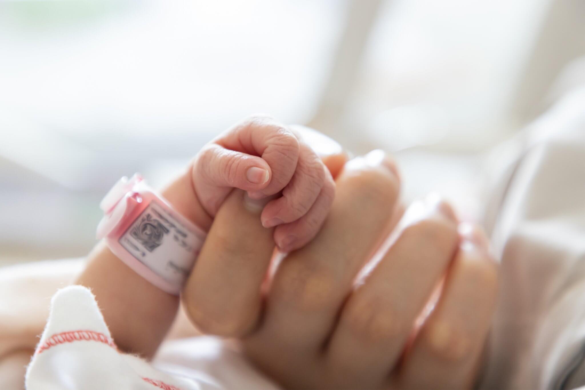 الملف الإداري المطلوب للاستفادة من تمديد عطلة الأمومة